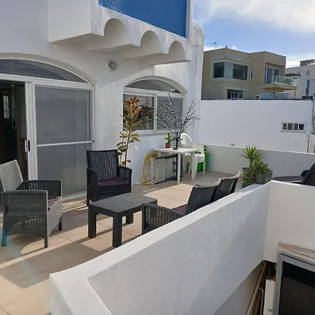 'villa Sylvia', 2 Bedrooms With A Spectacular Seaview *