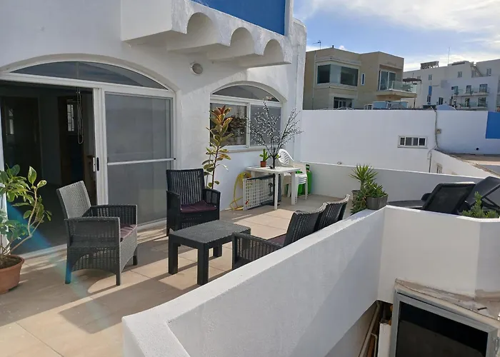 Villa 'Sylvia' With Spectacular Seaview - 2 Bedroom *