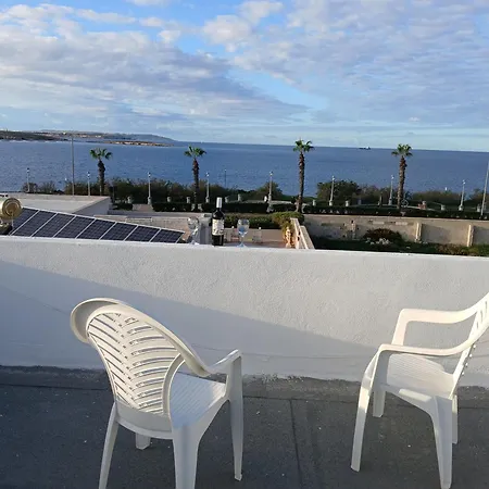 Villa 'villa Sylvia', 2 Bedrooms With A Spectacular Seaview St Paul's Bay