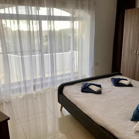 Villa 'villa Sylvia', 2 Bedrooms With A Spectacular Seaview *