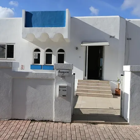 'villa Sylvia', 2 Bedrooms With A Spectacular Seaview *