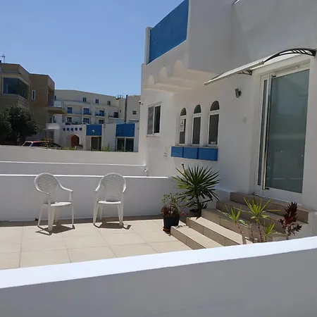 Sylvia With Seaview סיינט פול ביי