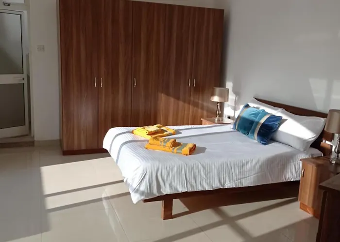 Villa 'Sylvia' With Spectacular Seaview - 2 Bedroom Villa San Pawl il-Baħar