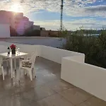'sylvia' With Spectacular Seaview - 2 Bedroom *