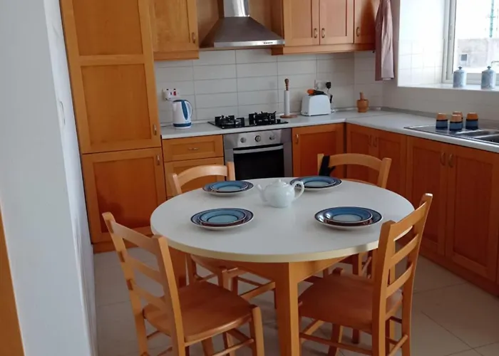 Villa Villa 'Sylvia' With Spectacular Seaview - 2 Bedroom *