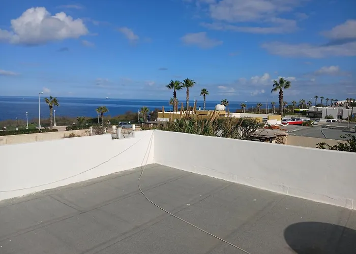 Villa 'Sylvia' With Spectacular Seaview - 2 Bedroom * St. Paul's Bay